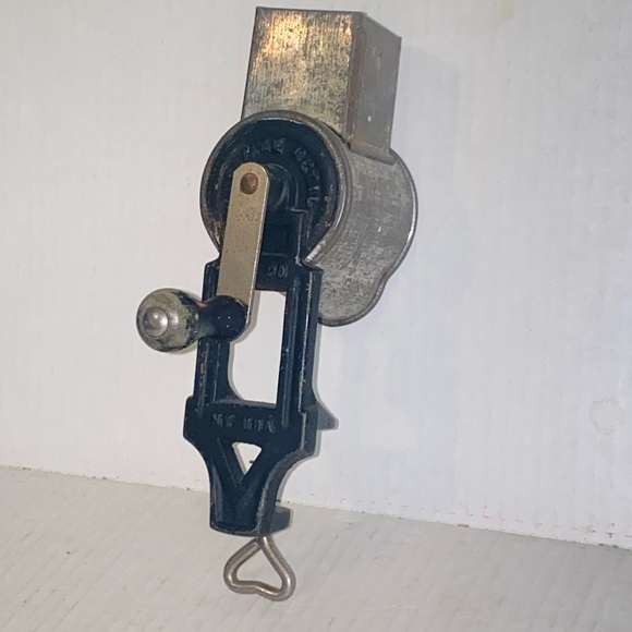 Lorraine Metal Kitchen Vintage Lorraine Metal Mfg Co New York Cast